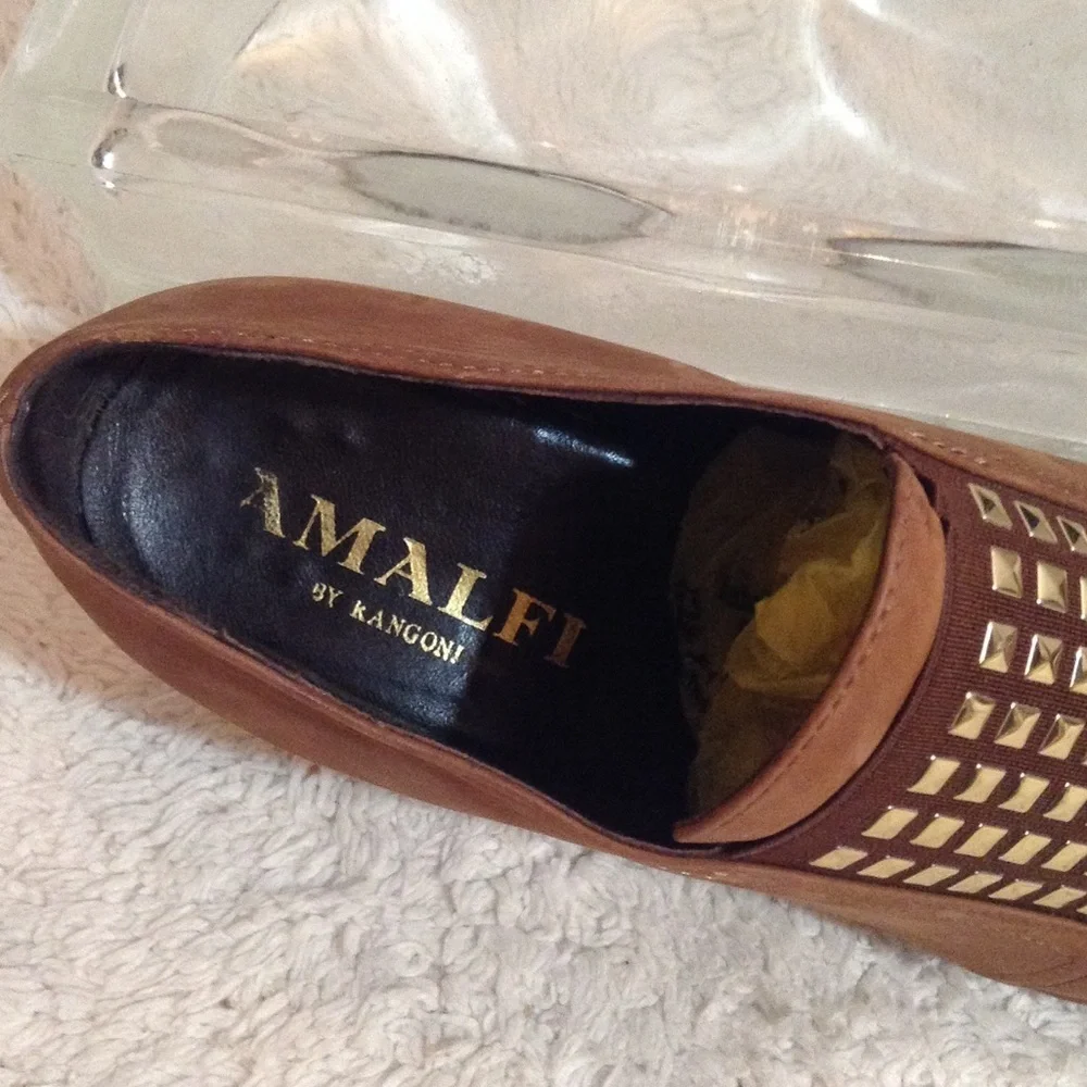 Amalfi by Rangoni Nubuck leather pump 7